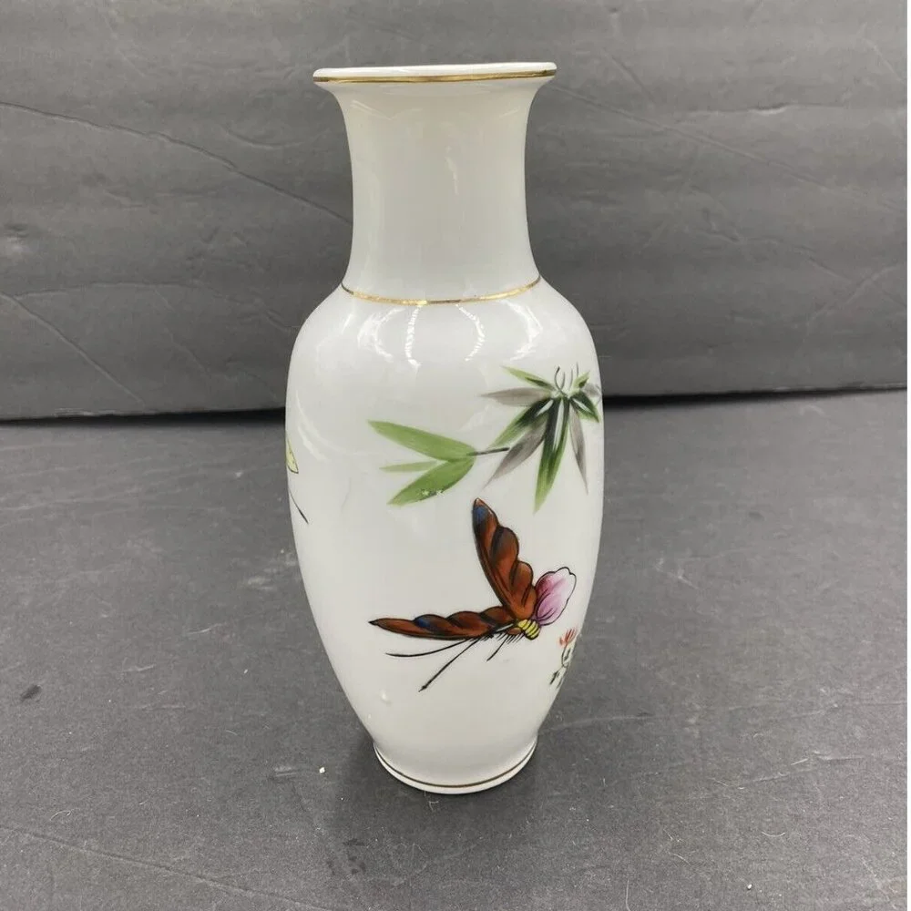 Vintage Japanese Porcelain Vase Butterfly Bamboo Floral Gold Trim‎ Cottagecore